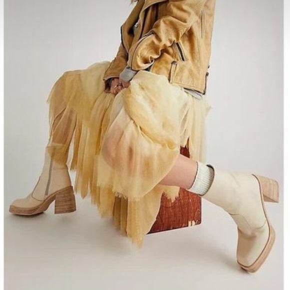 Free People Ruby Platform Boot - Picture 9 of 10